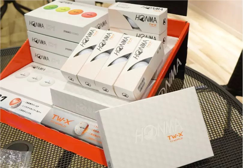 本間ゴルフの箱入りゴルフボール