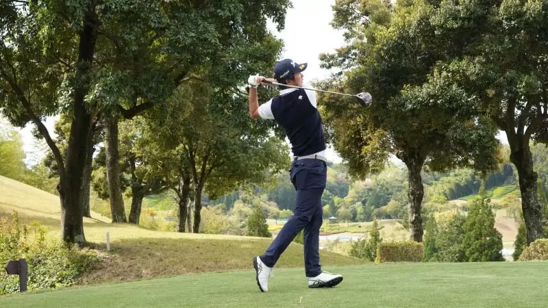 星野陸也,ドライバースイング,フィニッシュ