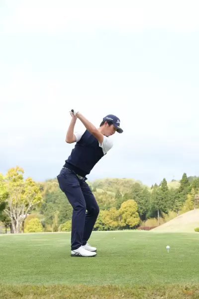 星野陸也,ドライバースイング,トップ