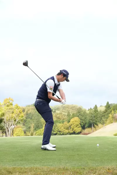 星野陸也,ドライバースイング,ダウンスイング
