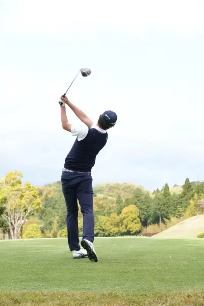 星野陸也,ドライバースイング,フォロースイング