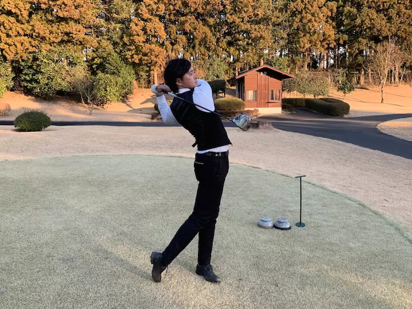 今野プロの理想のスイングフィニッシュ写真