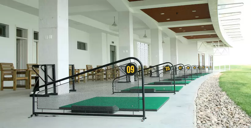 ゴルフ,打ちっぱなし,服装