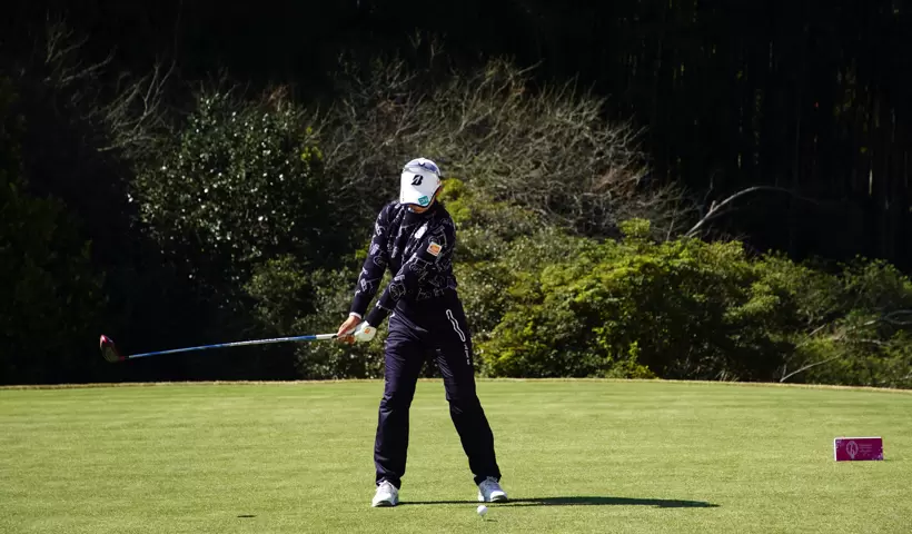 松田鈴英のドライバースイング｜バックスイング