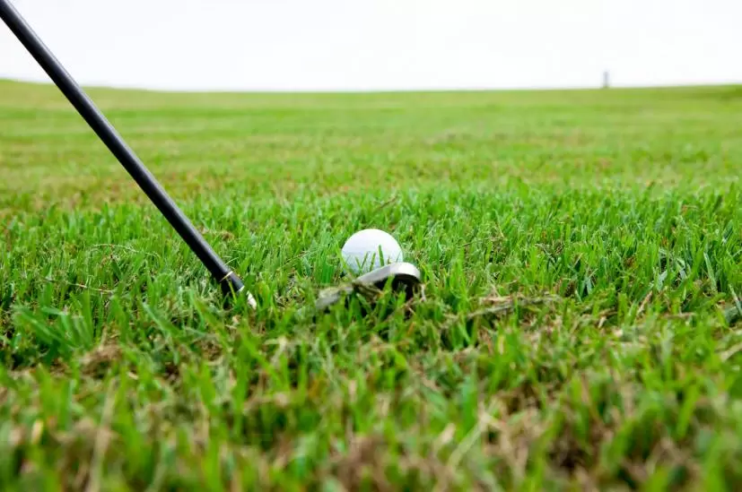 ゴルフ,チーピン,アイアン