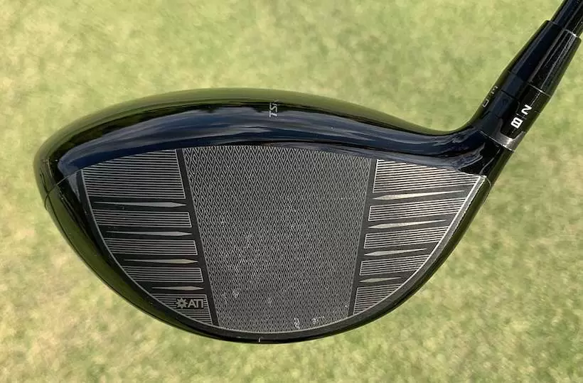 TSi3のフェース面のアップ写真