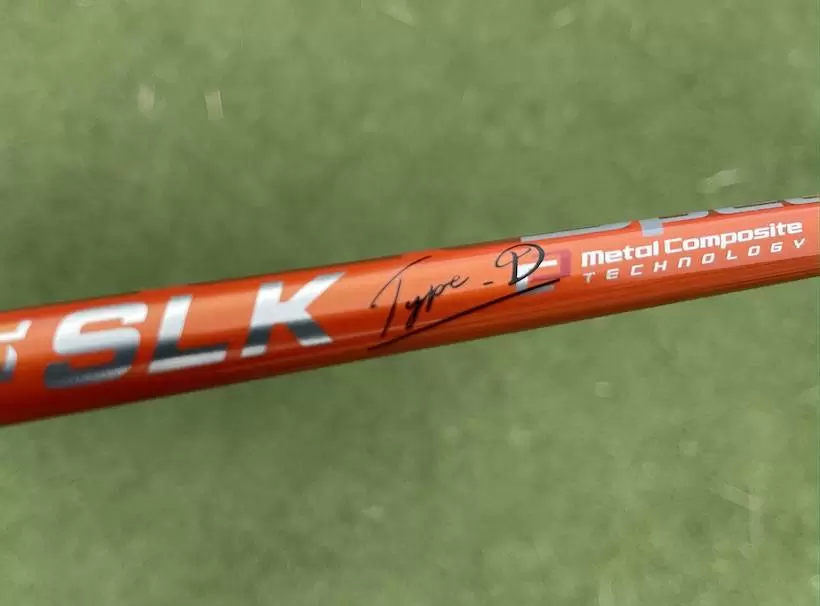 Speeder SLK Type-Dシャウトのロゴアップ写真