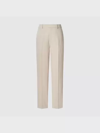 ユニクロ 感動スリムパンツ