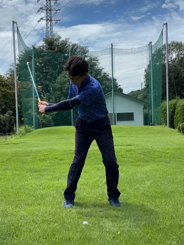 バックスピンをかけてグリーン上で止める打ち方