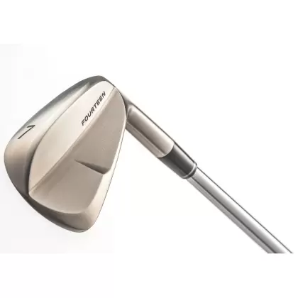 シャンパンゴールド仕上げ