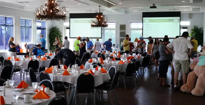 ホールインワン保険,お祝い