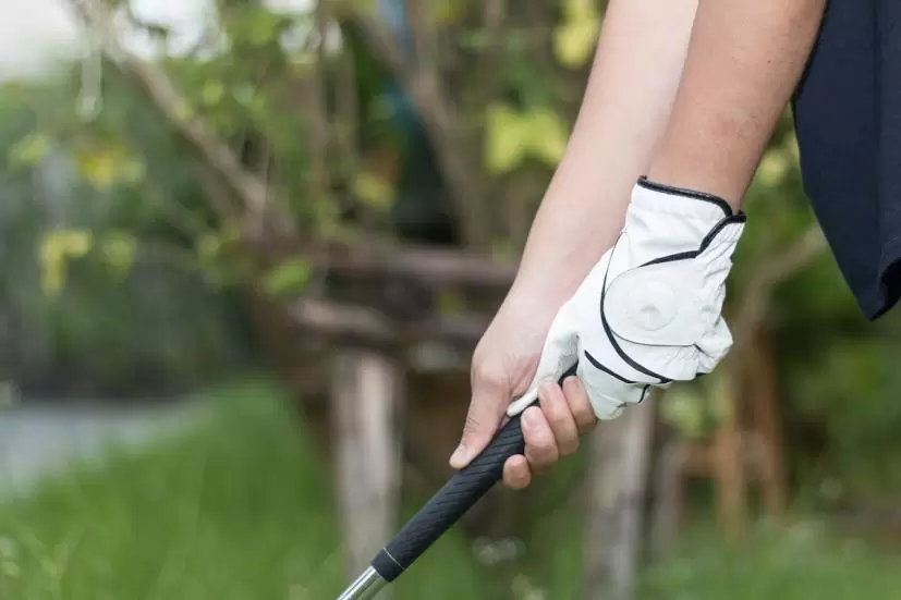 ゴルフグリップの握り方