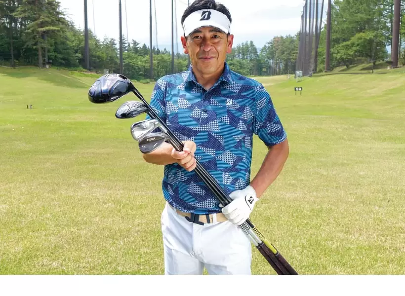 ティショットからアプローチまでを想定してクラブを替えて打ち、コースプレーをシミュレーションしよう。