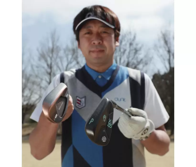 100ヤード以内の中途半端な距離を打ちこなすコツは、出来るだけシンプルにその距離を出せるようにすること。同じ振り幅でもPWで打つと、より遠くに打つことが出来る。