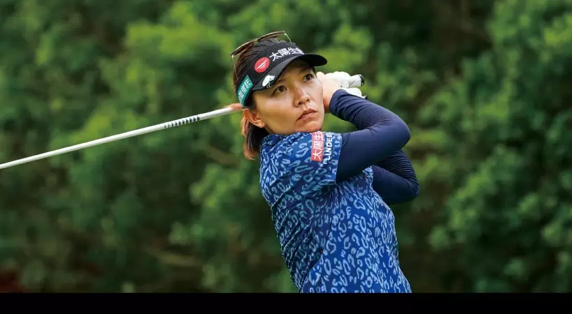 女子プロ連続写真｜女子プロのドライバーテクニック（1/3）