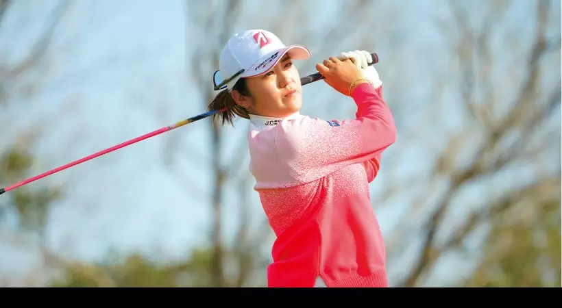 女子プロ連続写真｜女子プロのアイアンテクニック（1/2）