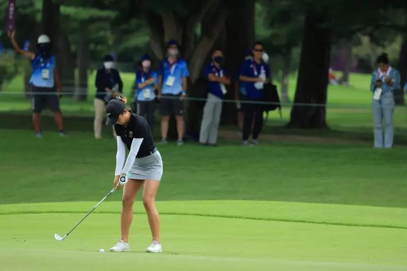 リディア・コのアプローチショット連続写真【2020東京五輪・R4】（2021年）