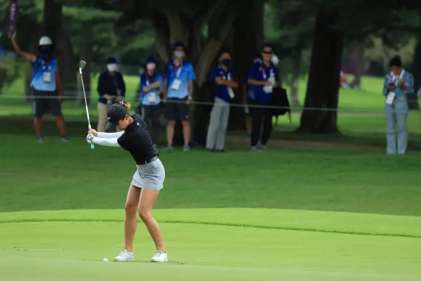 リディア・コのアプローチショット連続写真【2020東京五輪・R4】（2021年）