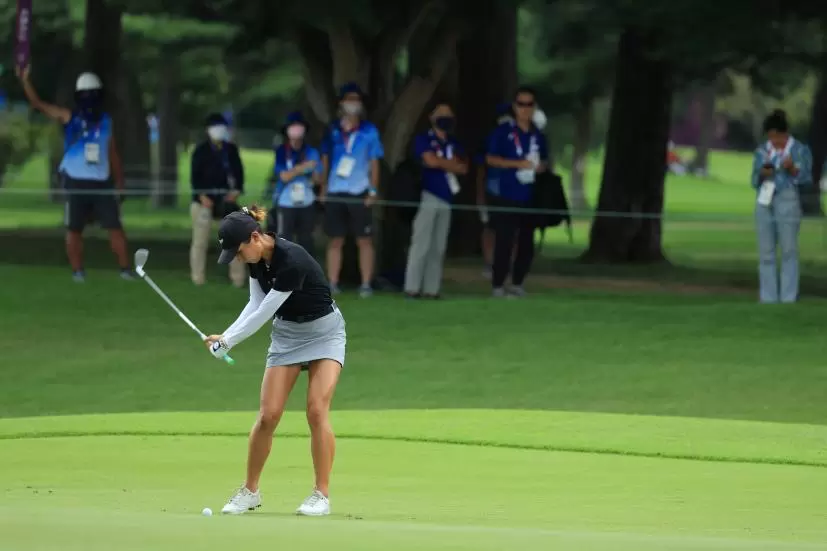 リディア・コのアプローチショット連続写真【2020東京五輪・R4】（2021年）