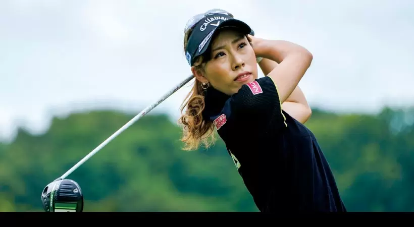 女子プロ連続写真｜女子プロのドライバーテクニック（2/3）