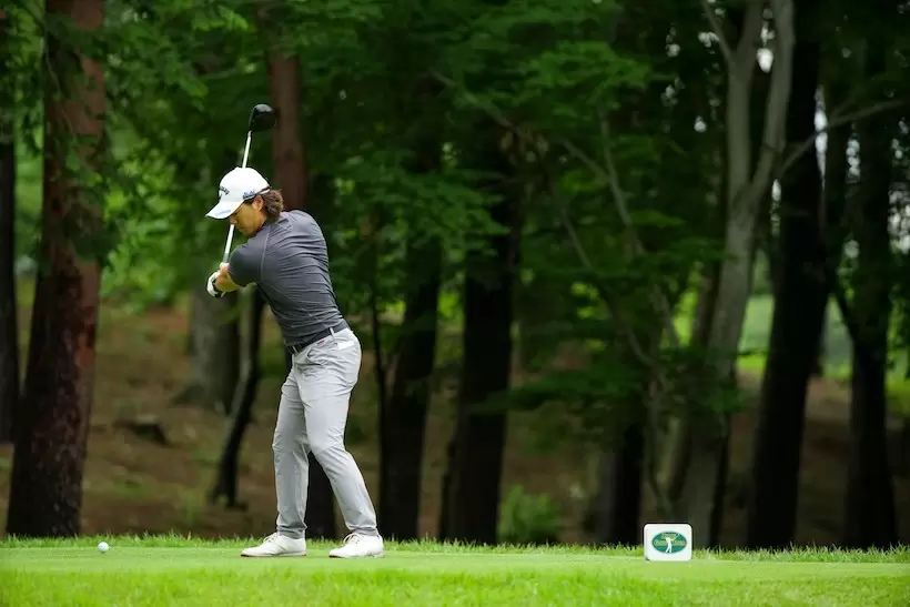 石川遼のドライバー　バックスイング③