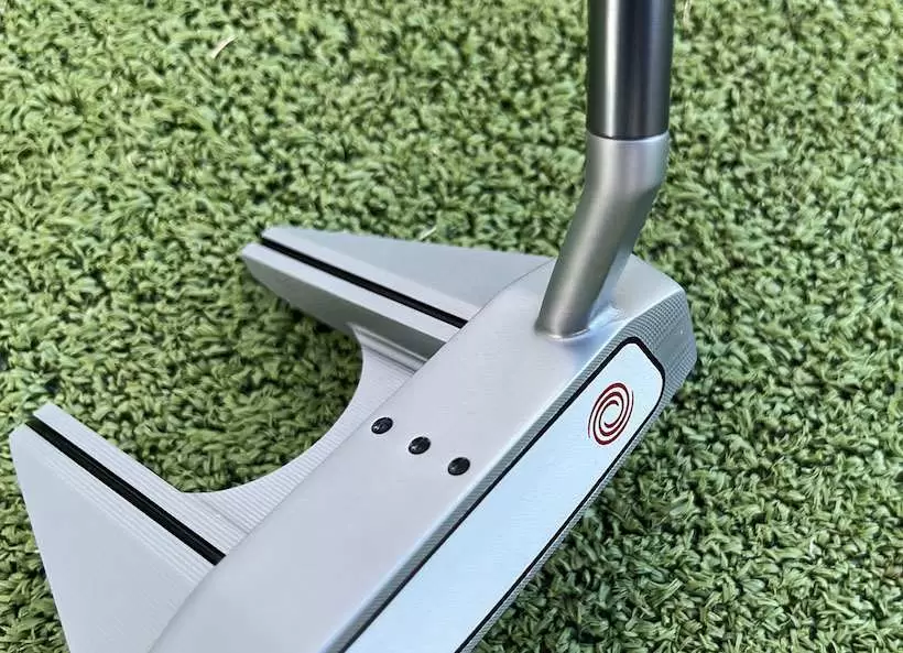 ショートスラントネックはフェースをターンさせやすい！