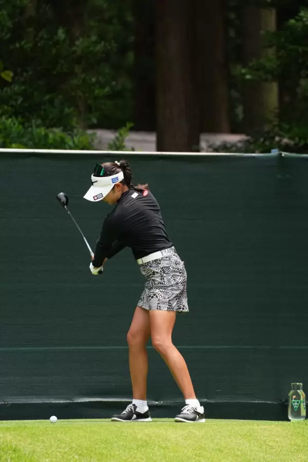 原英莉花のフェアウェイウッド連続写真【2021年アース・モンダミンカップ・R3】