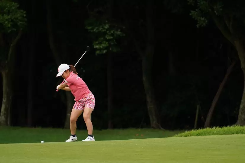 古江彩佳のフェアウェイウッド連続写真【2021年アース・モンダミンカップ・R4】