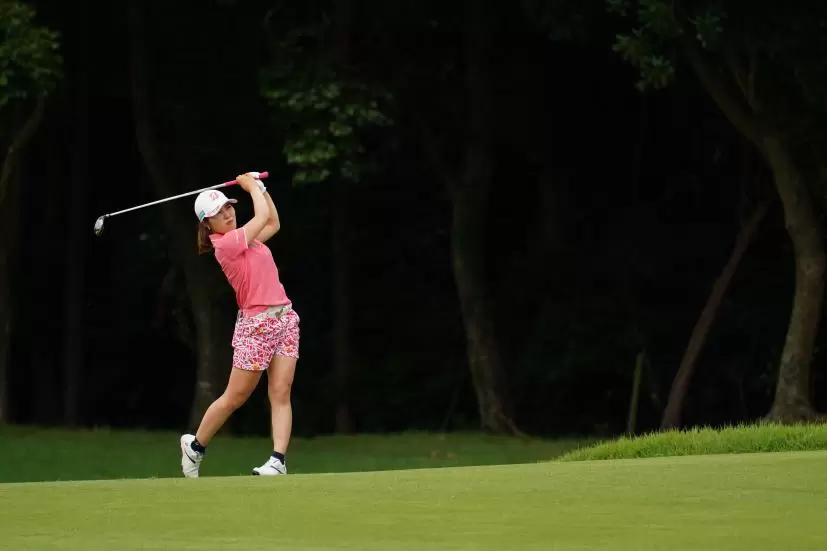 古江彩佳のフェアウェイウッド連続写真【2021年アース・モンダミンカップ・R4】