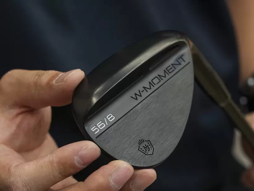 「SやAでなく数字が刻印されているところも売れている理由です（菅野さん）」