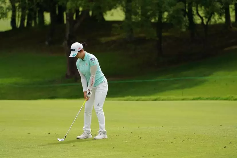 小祝さくらのウェッジショット連続写真【2021年アース・モンダミンカップ・R4】