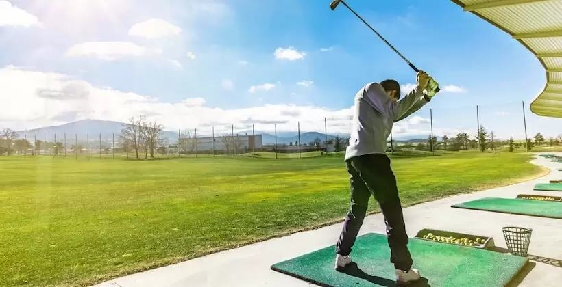 ゴルフ,打ちっぱなし,服装