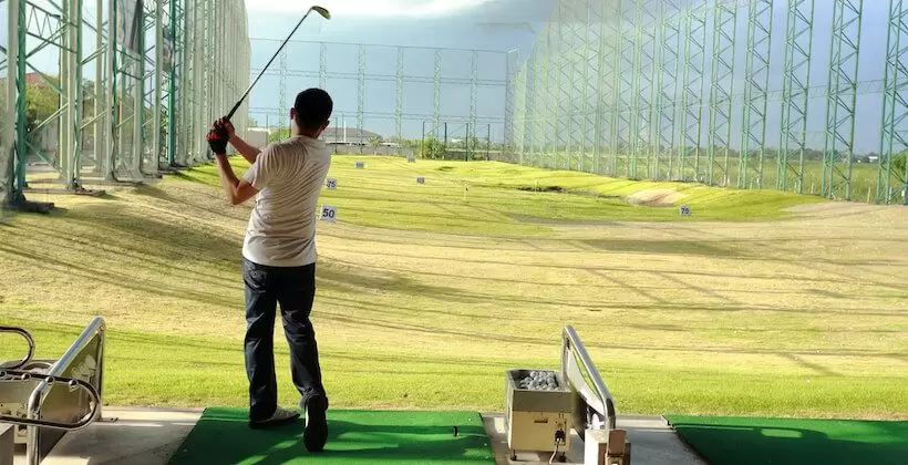 ゴルフ,打ちっぱなし,服装