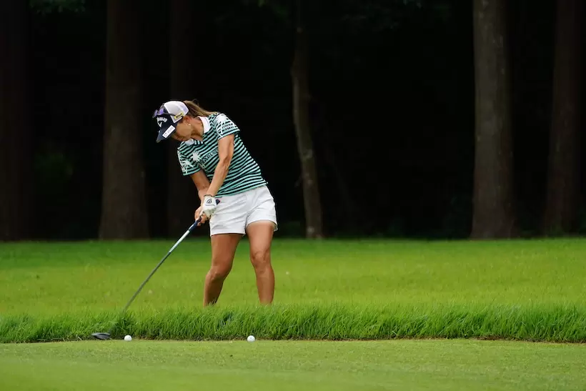 上田桃子のユーティリティ（ラフ）　インパクト