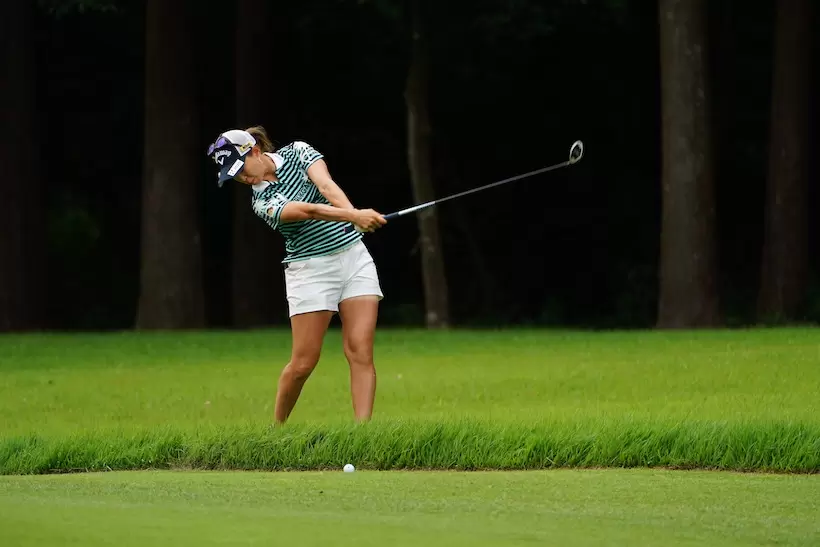 上田桃子のユーティリティ（ラフ）　フォロー②