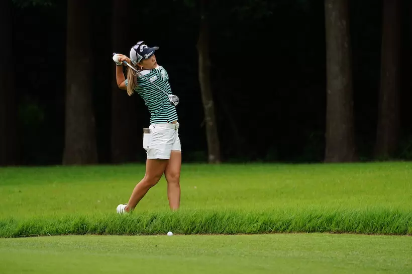 上田桃子のユーティリティ（ラフ）　フィニッシュ