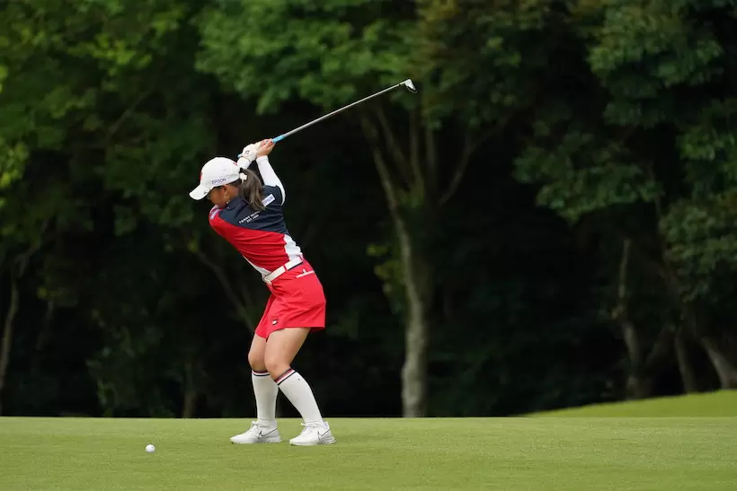 吉田優利のユーティリティ　切り返し（トップ）