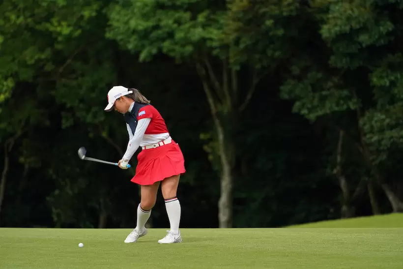 吉田優利のユーティリティ　ダウンスイング②