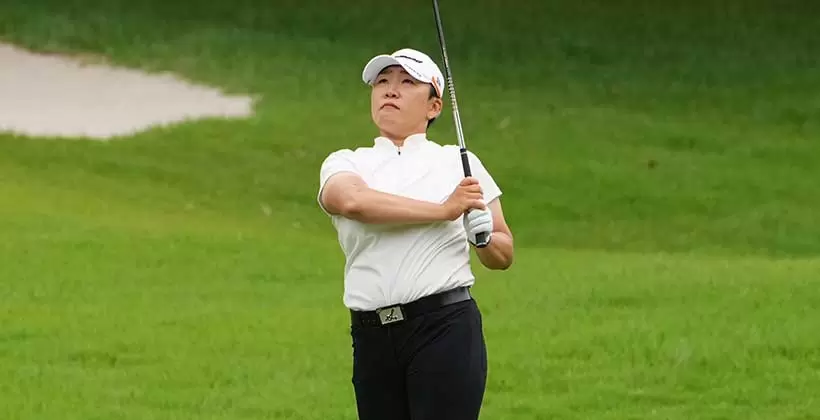 申ジエのアイアン（斜め前方）連続写真【2021年アース・モンダミンカップ】