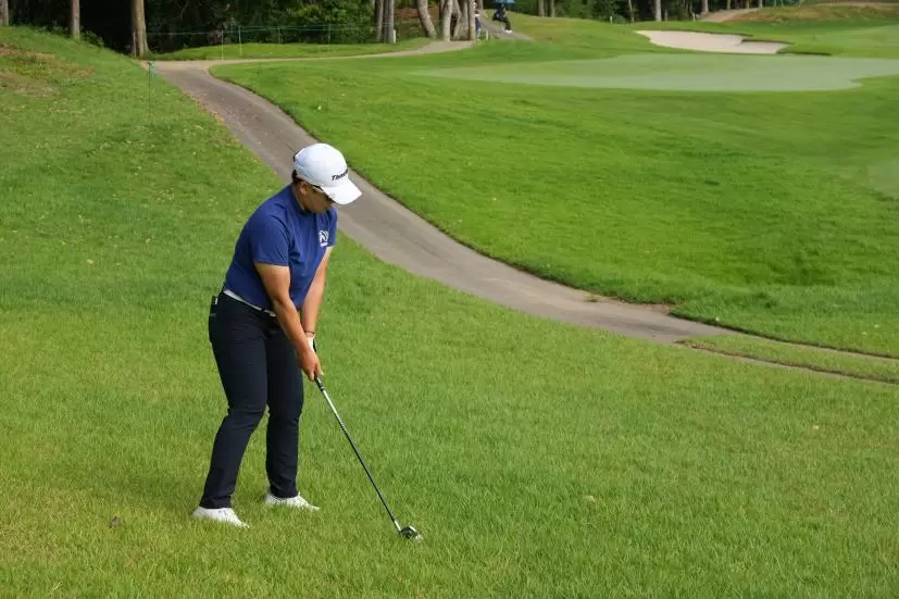 申ジエのアイアン（ラフ）連続写真【2021年アース・モンダミンカップ・R4】