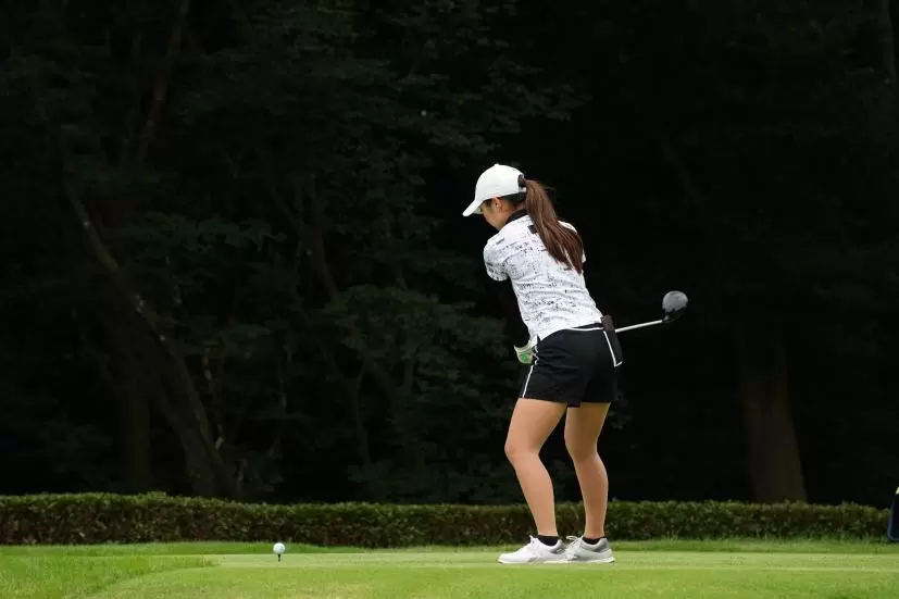 菊地絵理香のドライバースイング連続写真【2021年アース・モンダミンカップ・R4】