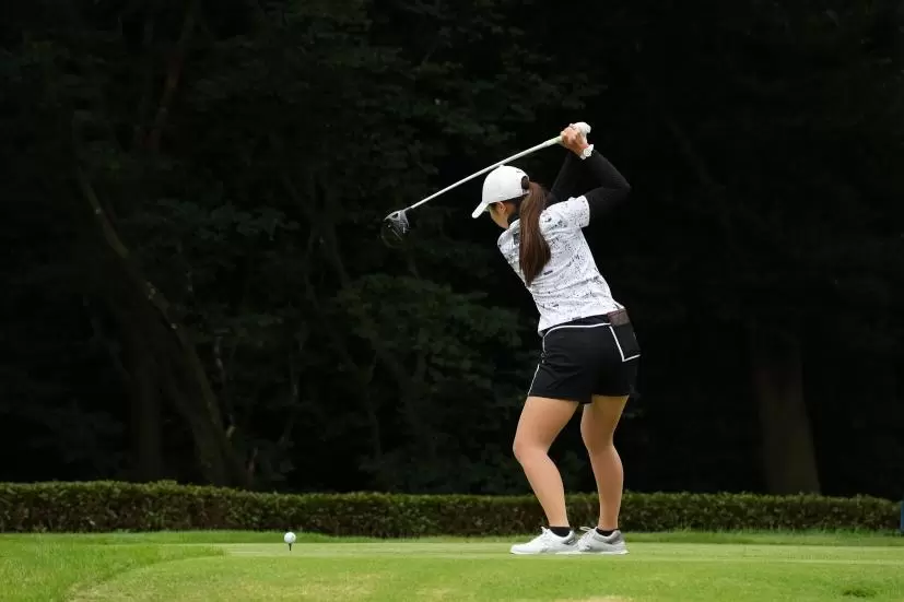 菊地絵理香のドライバースイング連続写真【2021年アース・モンダミンカップ・R4】