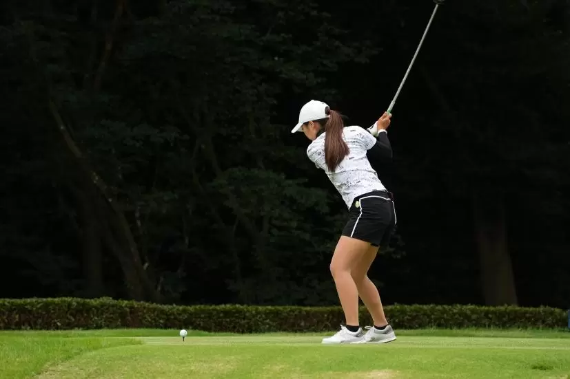 菊地絵理香のドライバースイング連続写真【2021年アース・モンダミンカップ・R4】