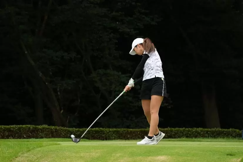 菊地絵理香のドライバースイング連続写真【2021年アース・モンダミンカップ・R4】