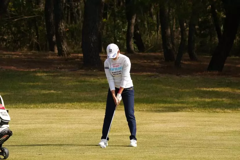 稲見萌寧のアイアンスイング連続写真【2021年JLPGAツアーチャンピオンシップリコーカップ】