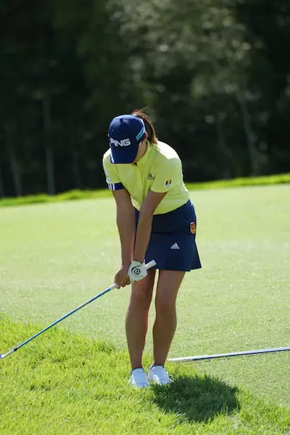 渋野日向子　アプローチ｜バックスイング