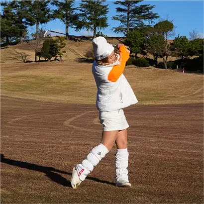 力感を7〜8割くらいに抑えてコンパクトに振り抜こう。