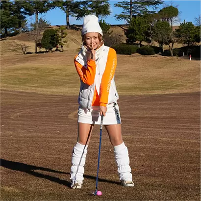 アドレス時のカラダの軸をしっかりイメージしよう。