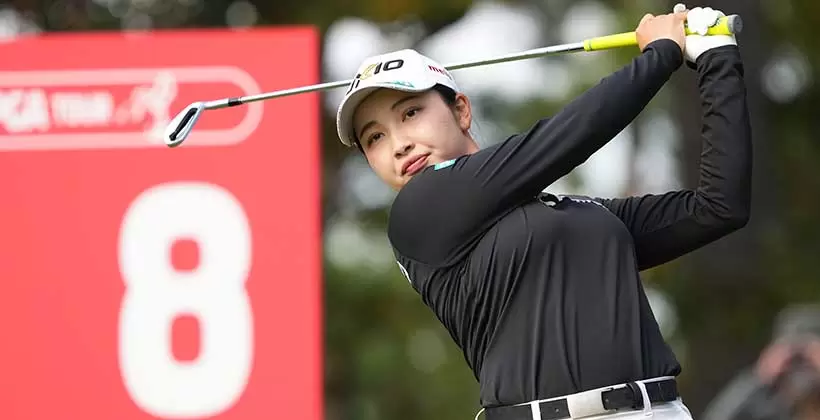 小祝さくらのアイアンスイング連続写真【2021年JLPGAツアーチャンピオンシップリコーカップ】