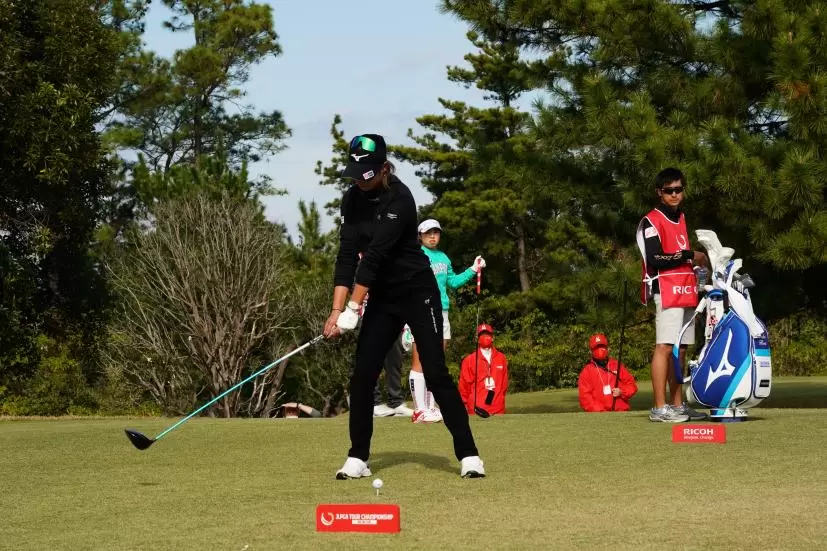 原英莉花のドライバースイング連続写真【2021年JLPGAツアーチャンピオンシップリコーカップ】